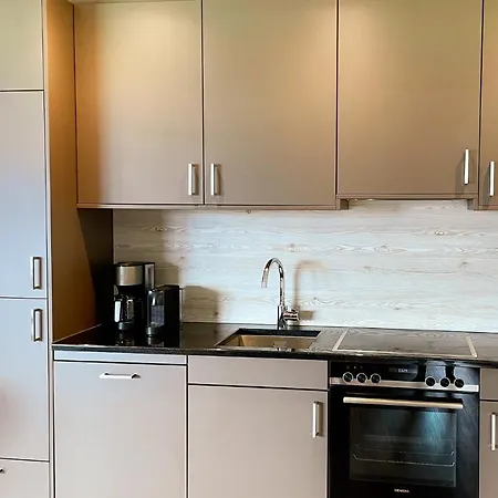 Theview Garden * Fügen