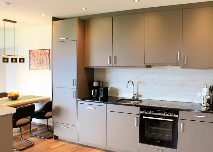 Theview Garden Apartment Fuegen