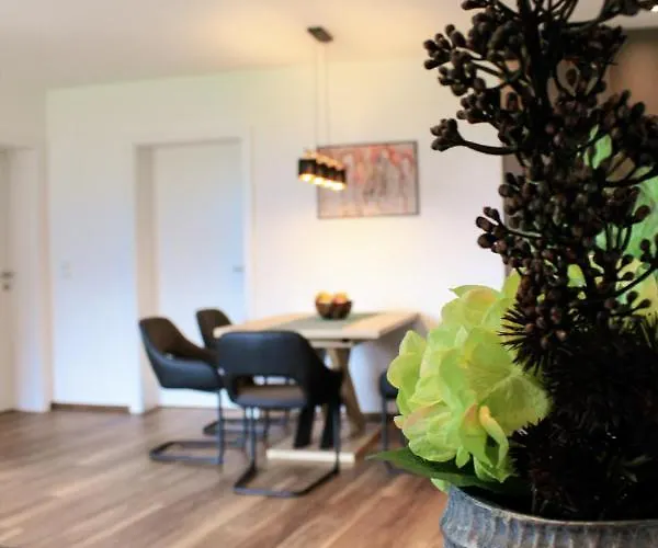 Theview Garden Apartment Fuegen